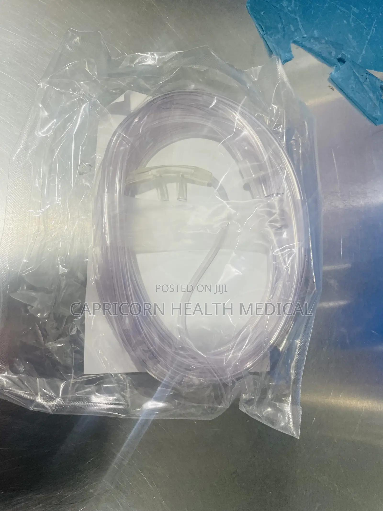 Oxygen Mask and Nasal Prongs
