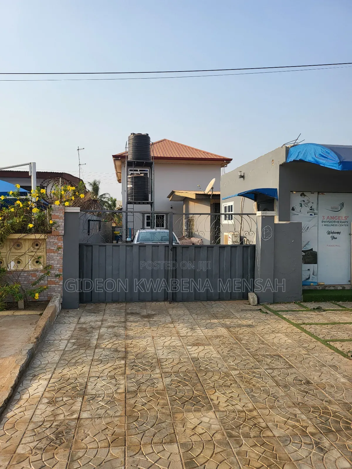 Furnished 4bdrm House in Sakumono Estate, Tema Metropolitan for sale