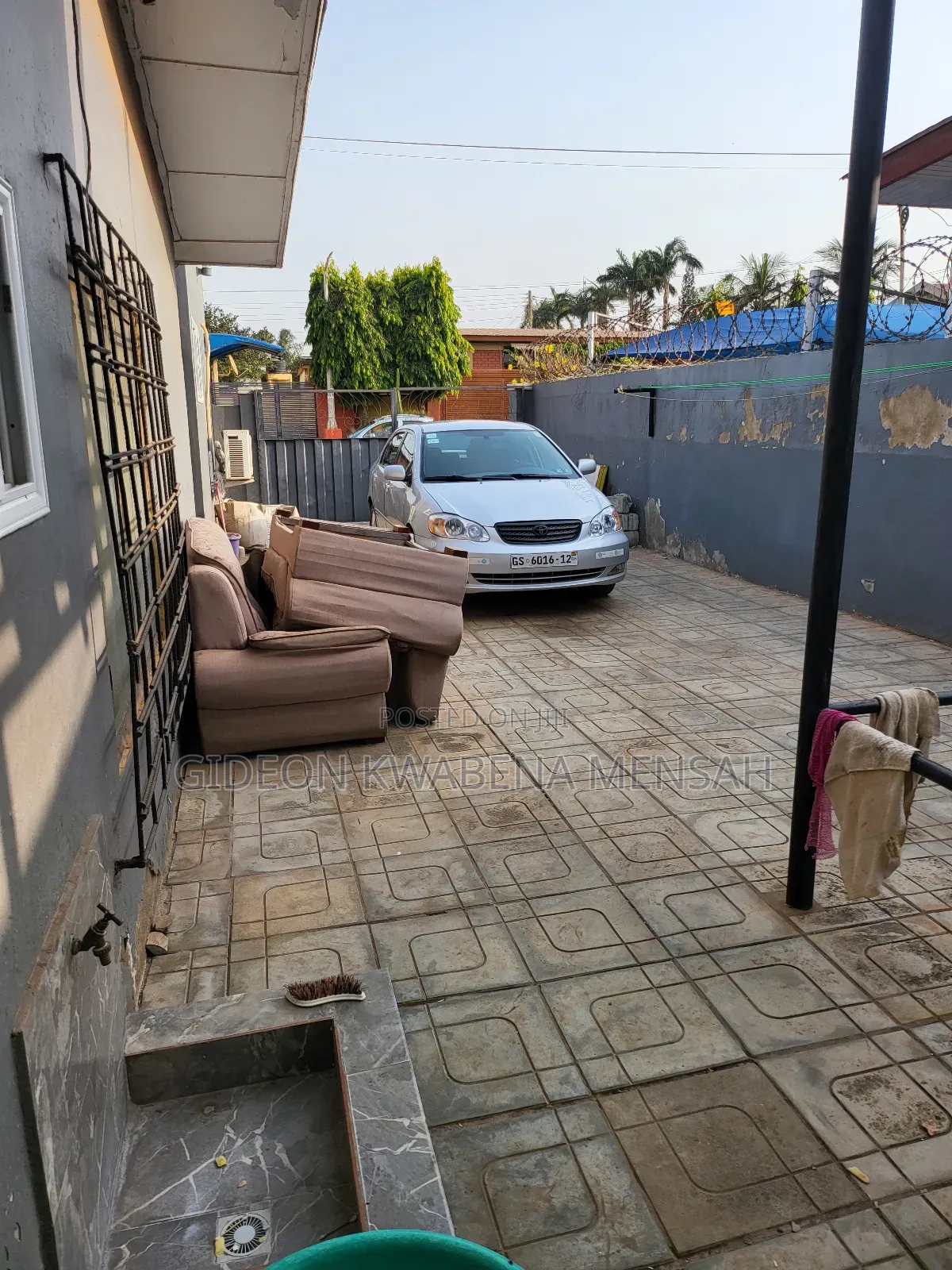 Furnished 4bdrm House in Sakumono Estate, Tema Metropolitan for sale
