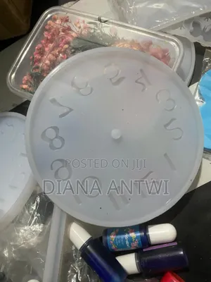 Clock Frame