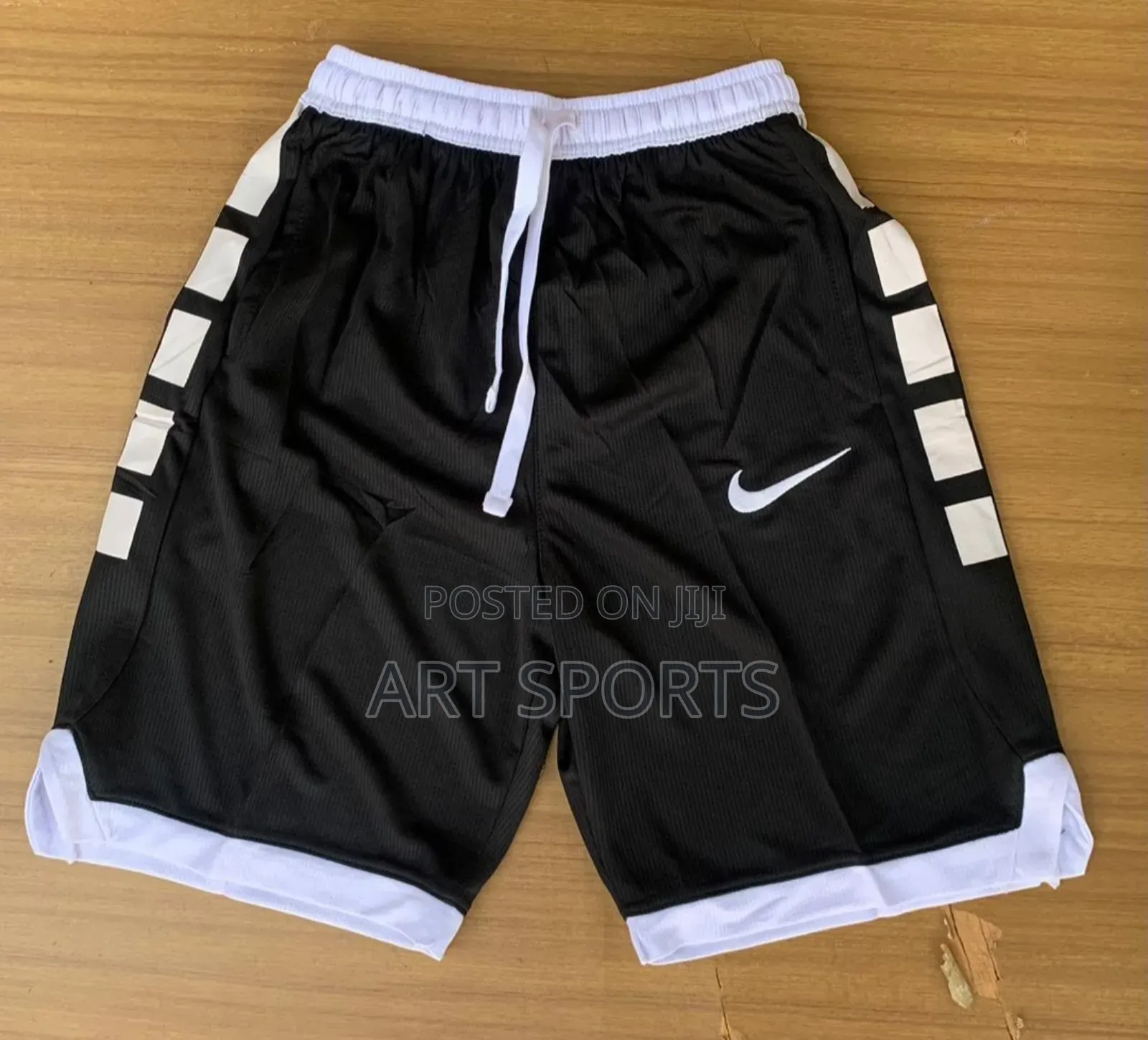 Nike Basketball Pant.