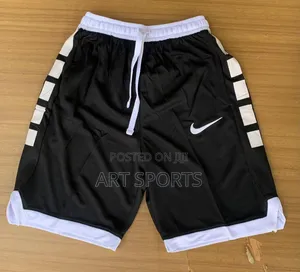 Nike Basketball Pant.