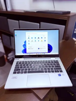 Laptop HP EliteBook 830 G8 16GB Intel Core i7 SSD 512GB