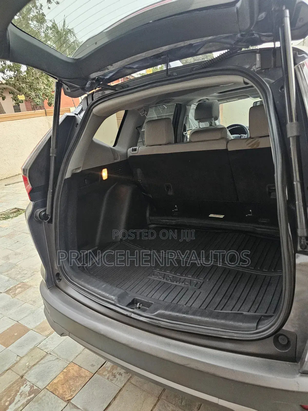 Honda CR-V Touring 2022 Gray