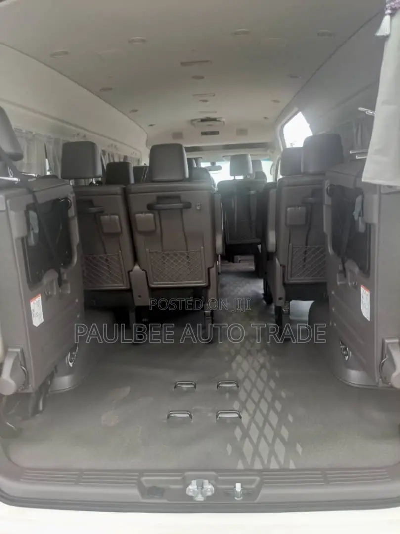 Toyota HiAce 2023 White