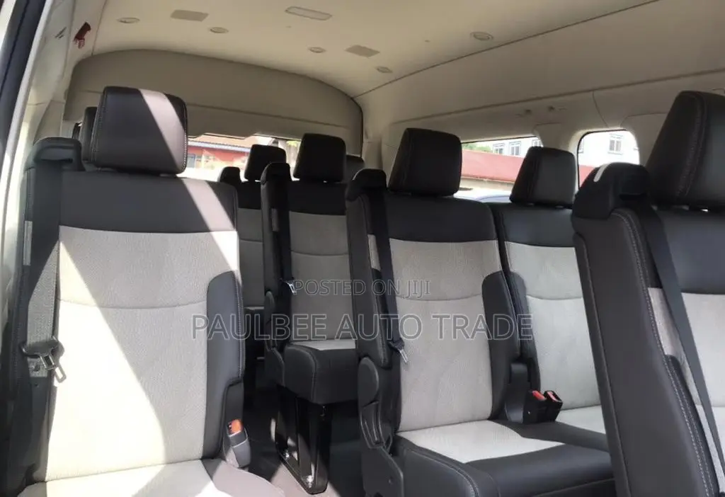 Toyota HiAce 2023 White