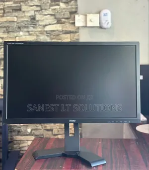 24 Inch Iyana Monitor