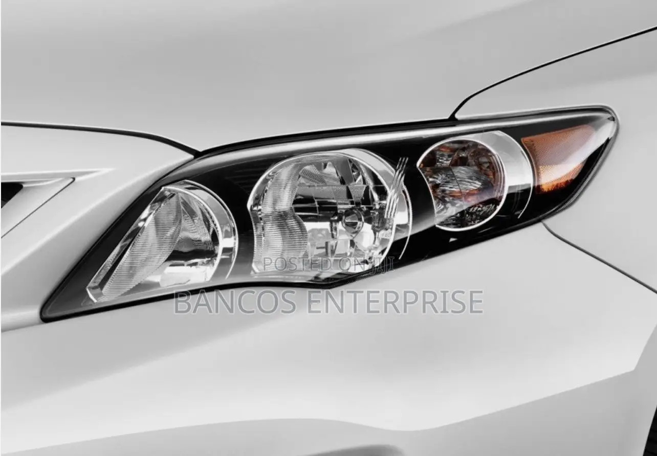 Toyota Corolla 2011-2013 Head Light Black