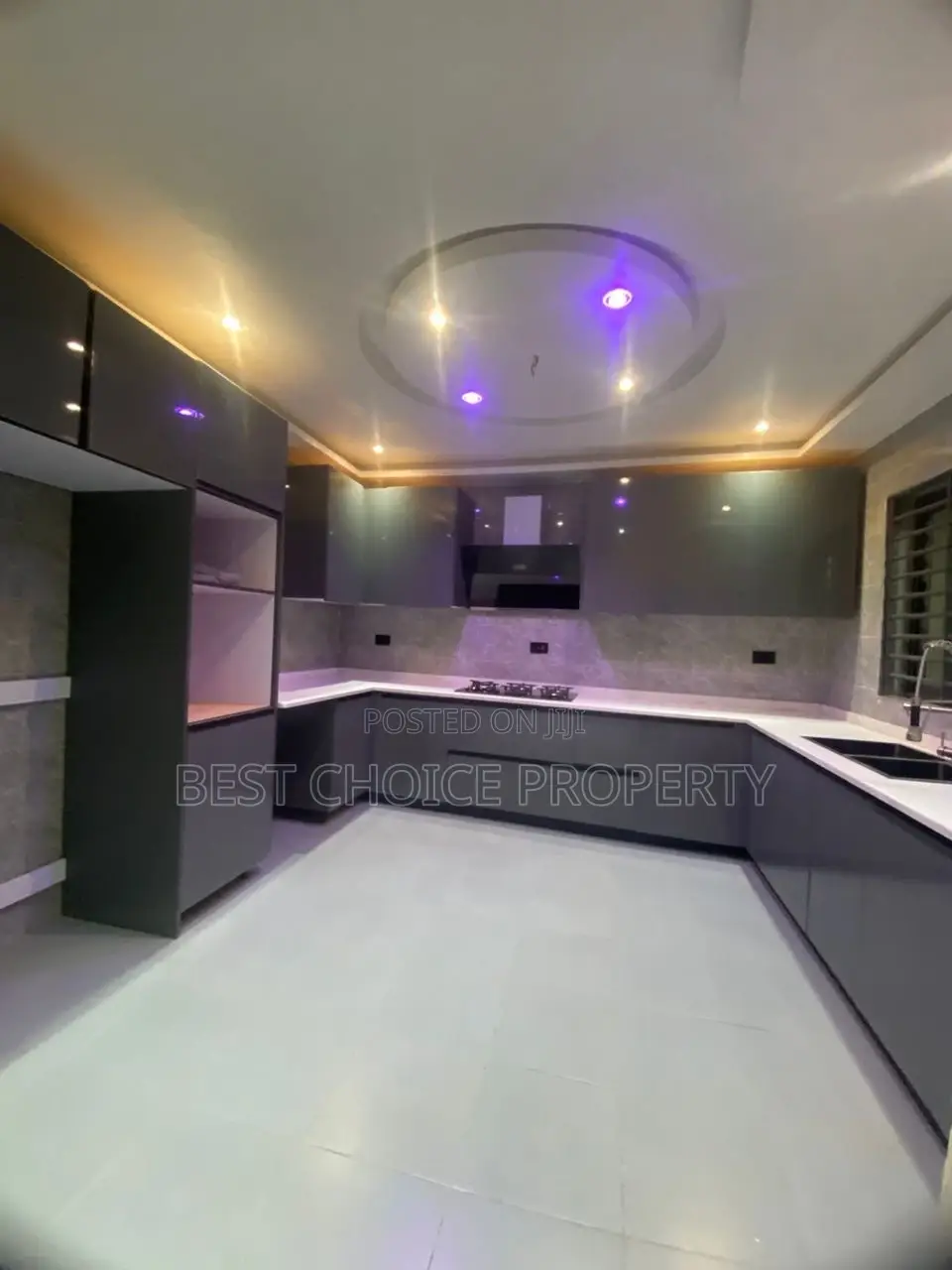 3bdrm Apartment in Lakeside, Adenta for rent
