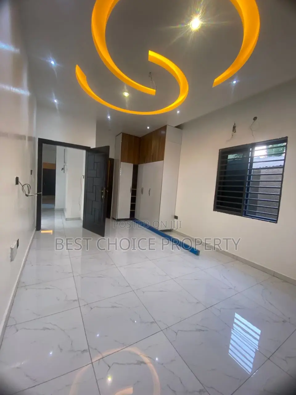 3bdrm Apartment in Lakeside, Adenta for rent