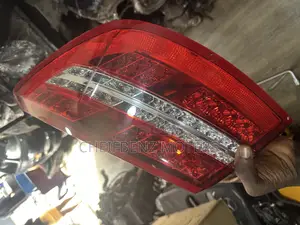 Mercedes Benz E350 W212 First Edition 2008-2012 Taillight