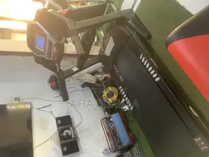 Sole Treadmill 150kg