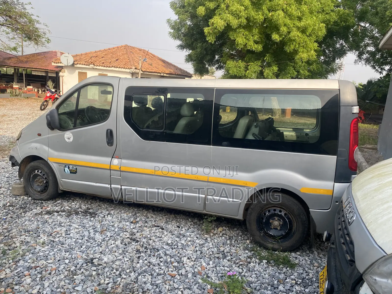 Opel Vivaro 2008 Silver