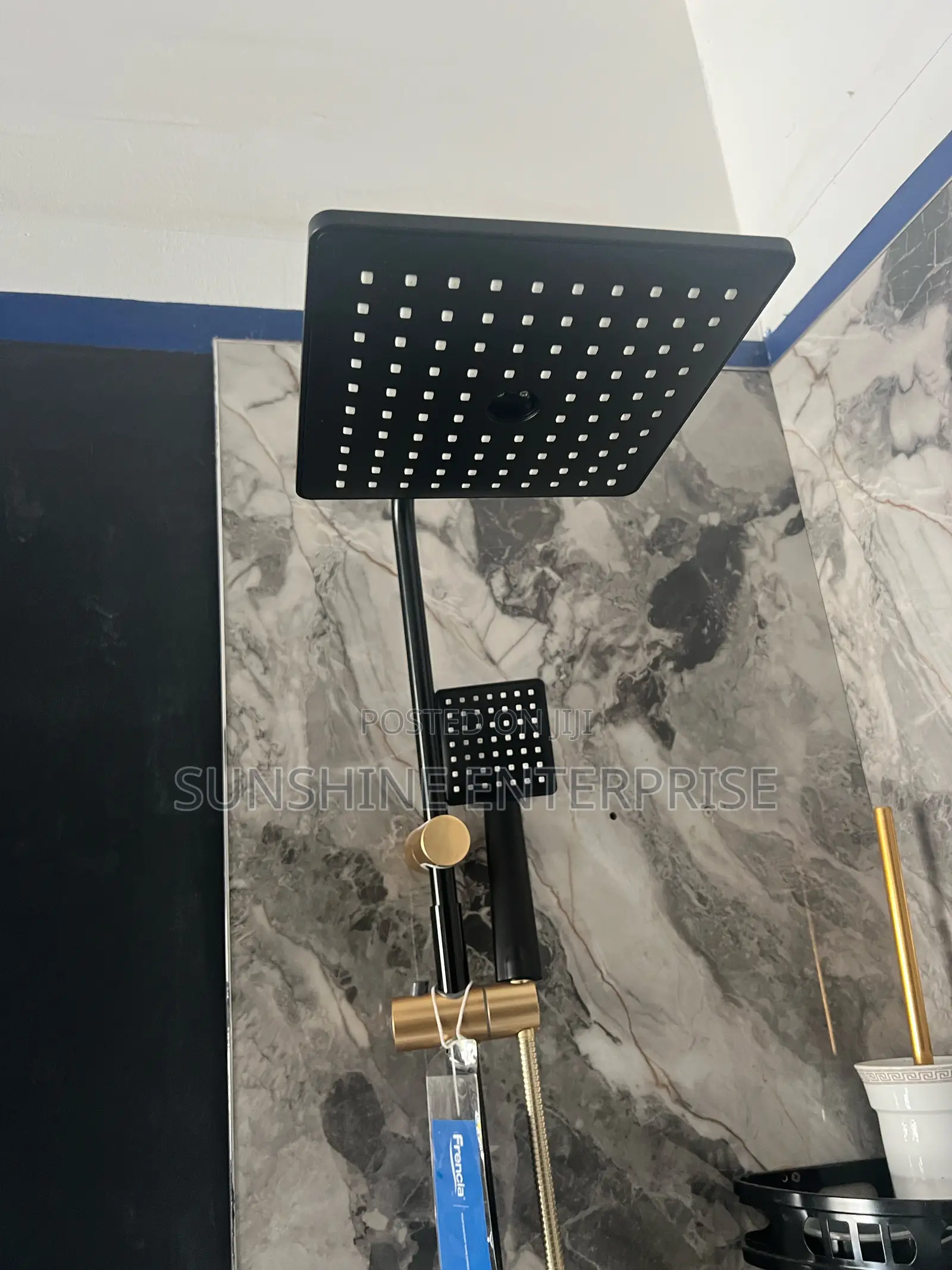 Bathroom Shower Set With Accessories
