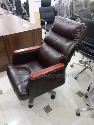 Manager Leather Chair