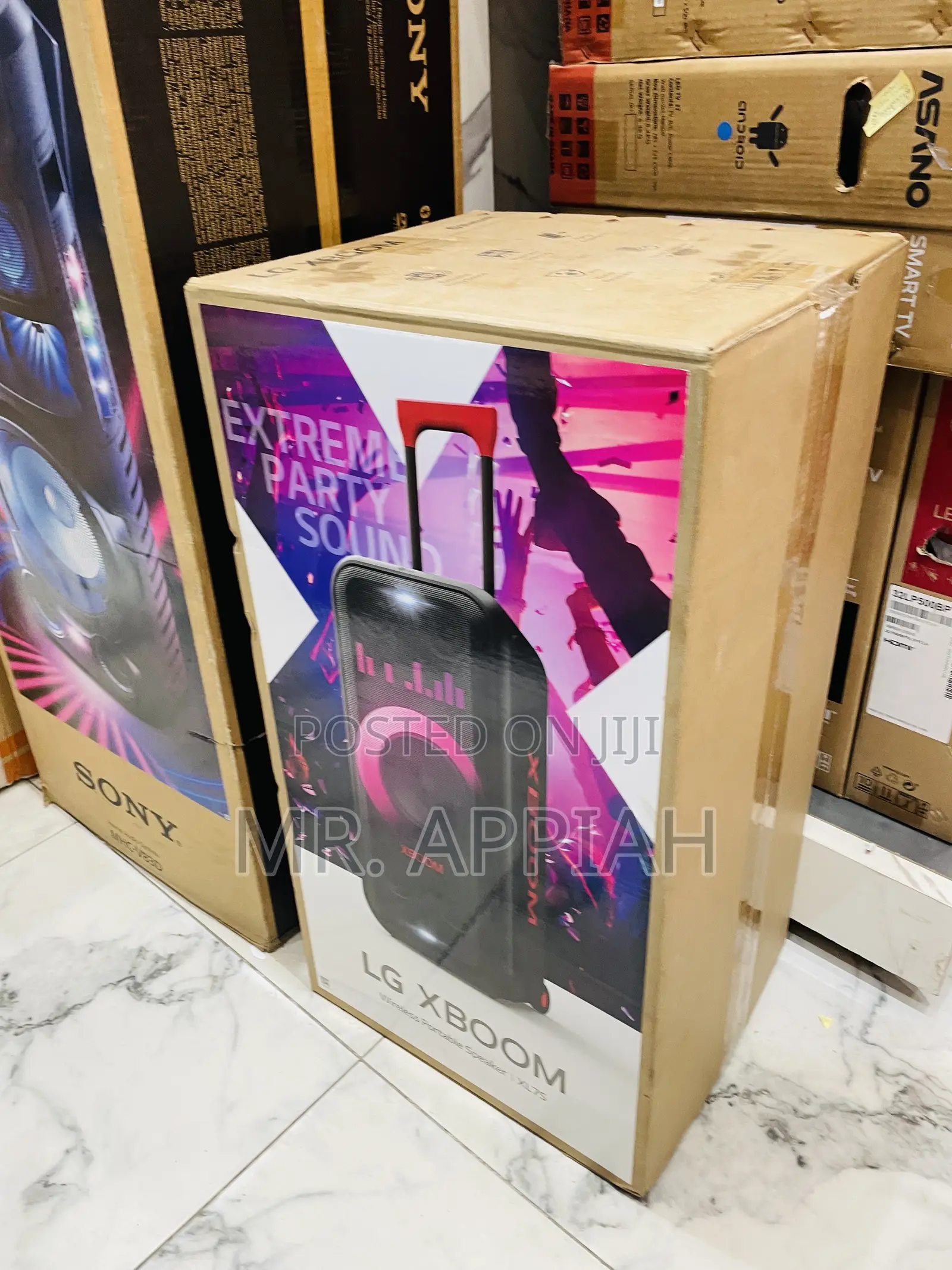 Choose Unique LG XL7S Wireless Speaker(Black).
