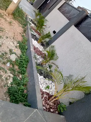 Garden Hands ( Manual Labourer