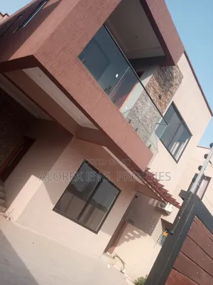 4bdrm House in $650 Executive, Oyarifa for rent