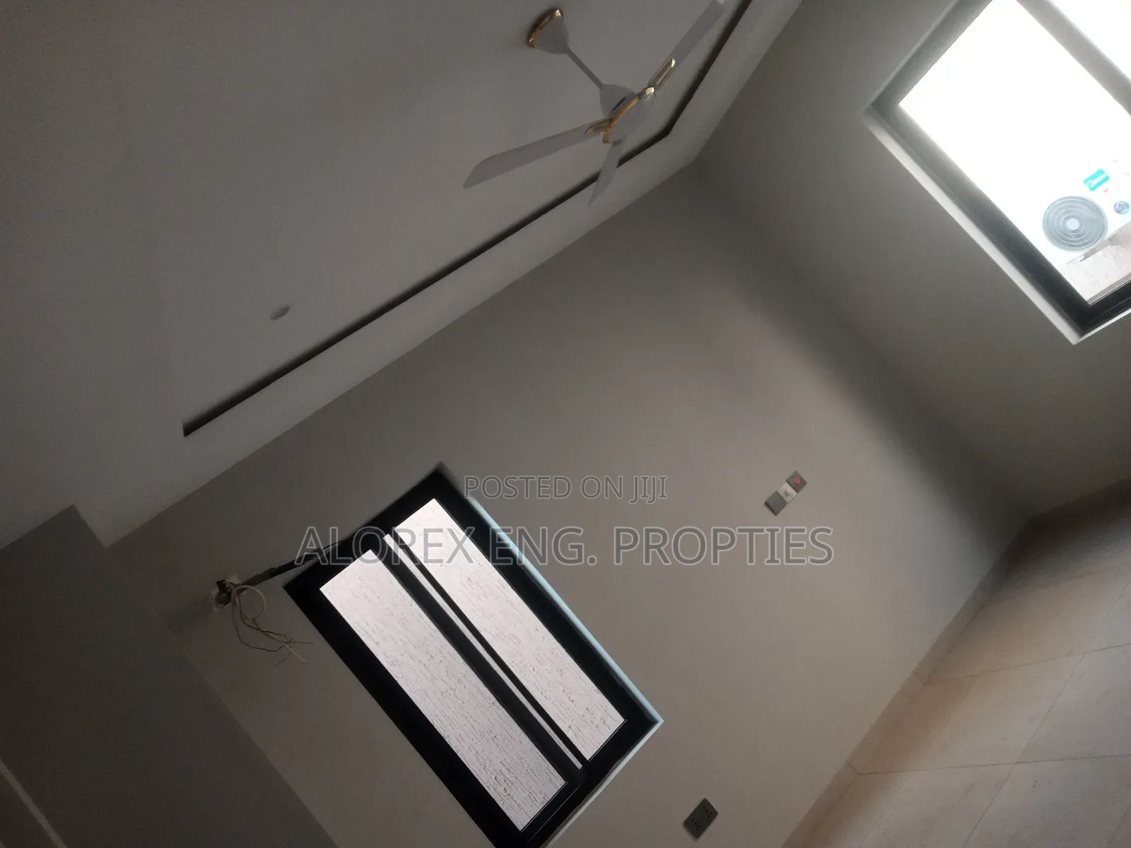 4bdrm House in $650 Executive, Oyarifa for rent