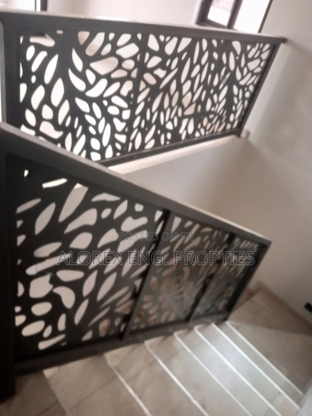 4bdrm House in $650 Executive, Oyarifa for rent