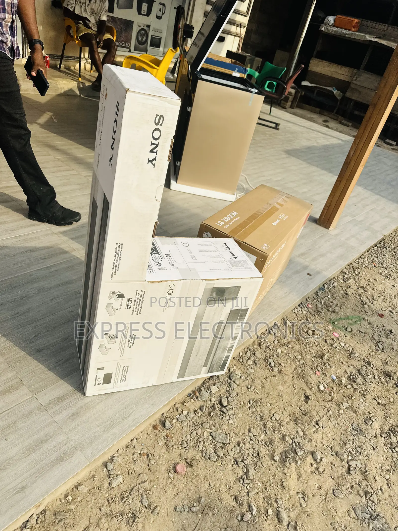 Cinematic Experience Sony HT-S400 Soundbar With Woofer