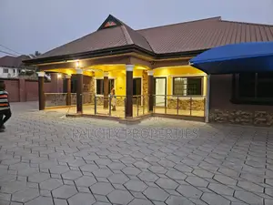 5bdrm House in Santasi Kotwi, Kumasi Metropolitan for sale