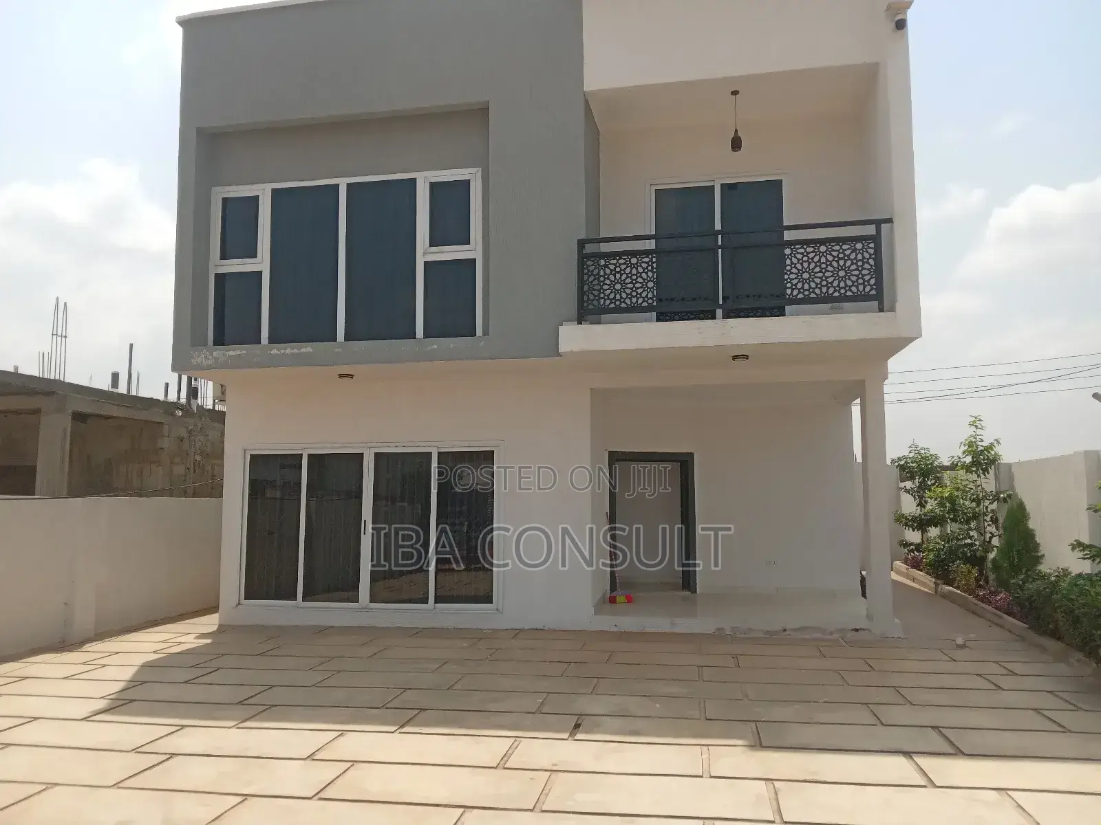 4bdrm House in Amrahia, Adenta for sale