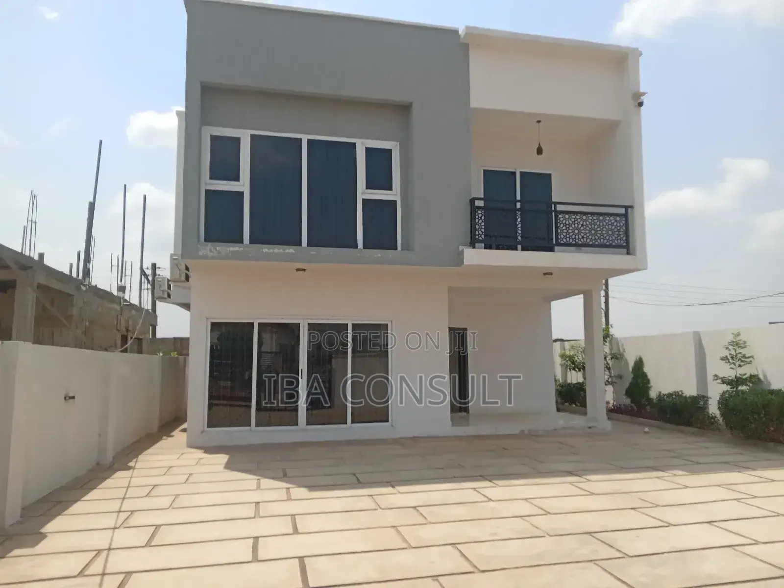 4bdrm House in Amrahia, Adenta for sale