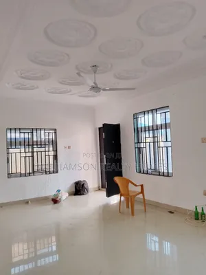 3bdrm House in Community 18 Area, Spintex for rent