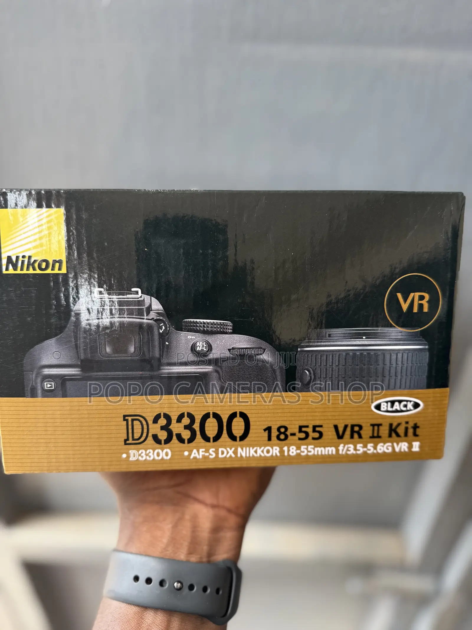 Nikon D3300 + 18-55mm Lens