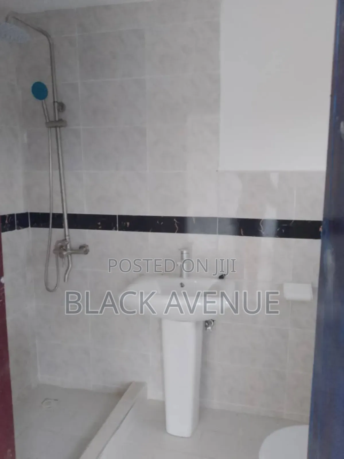 2bdrm Townhouse/Terrace in Estate, School Junction for sale