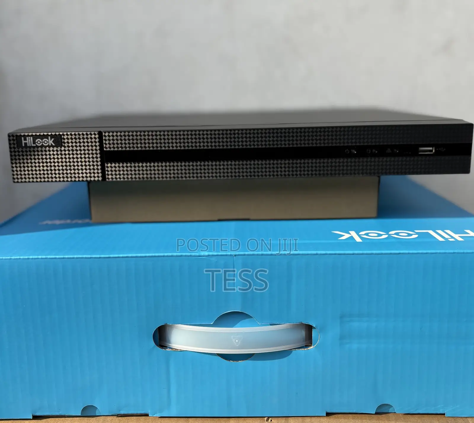 Hilook/Hikvision 16ch NVR Poe /8mp NVR-216mh-C/16p