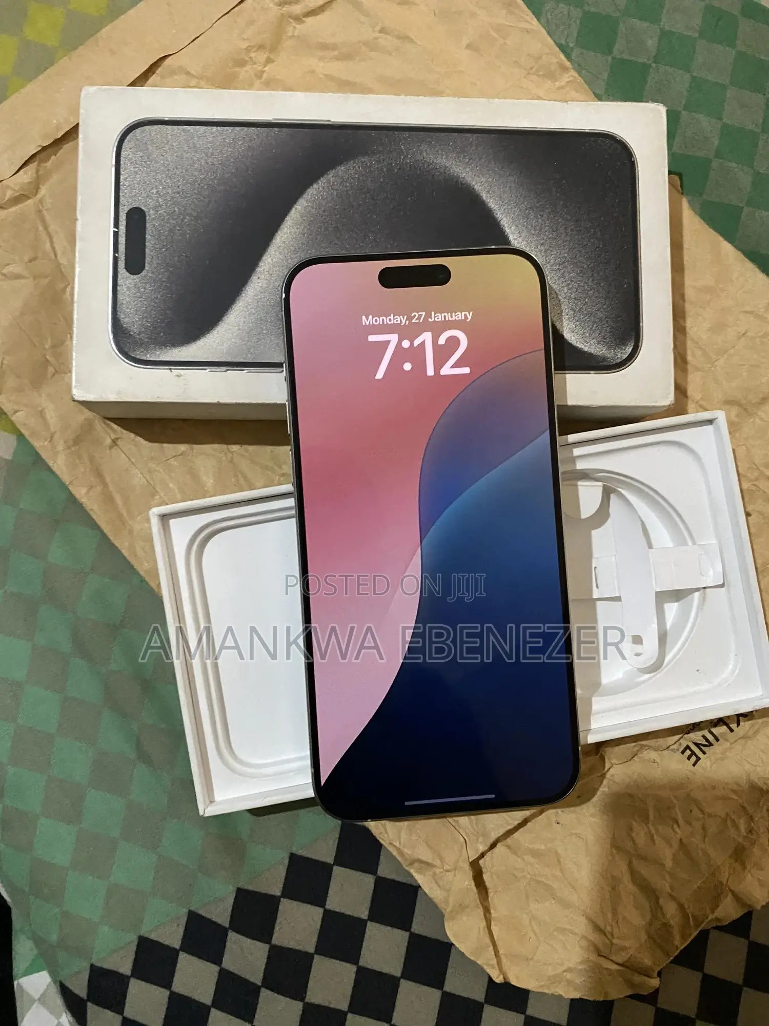 New Apple iPhone 15 Pro Max 256 GB White