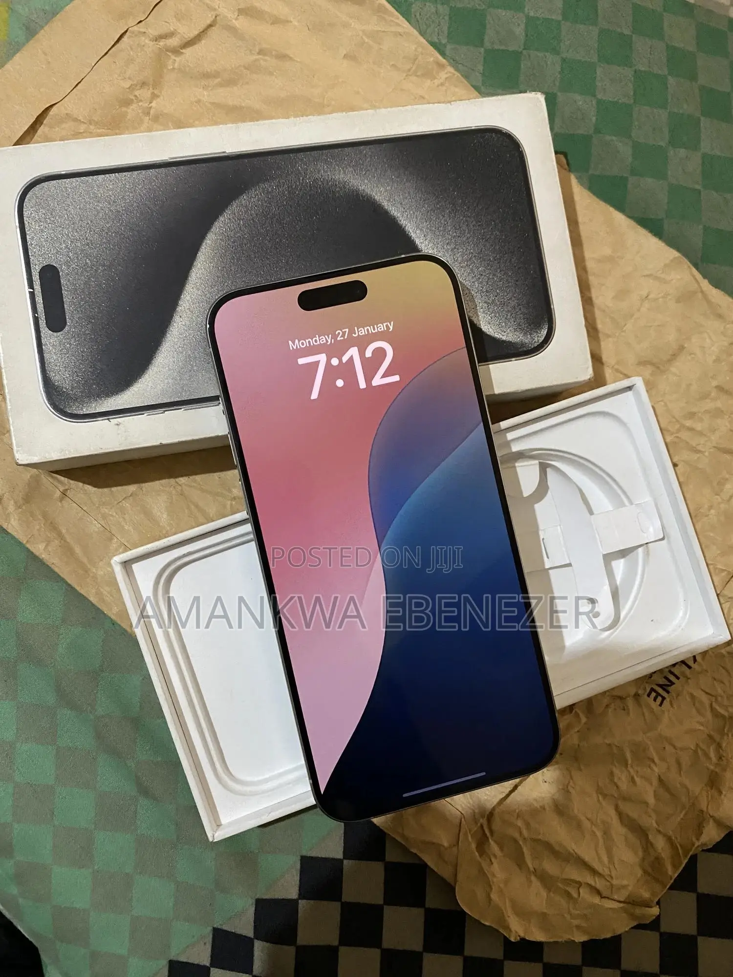 New Apple iPhone 15 Pro Max 256 GB White