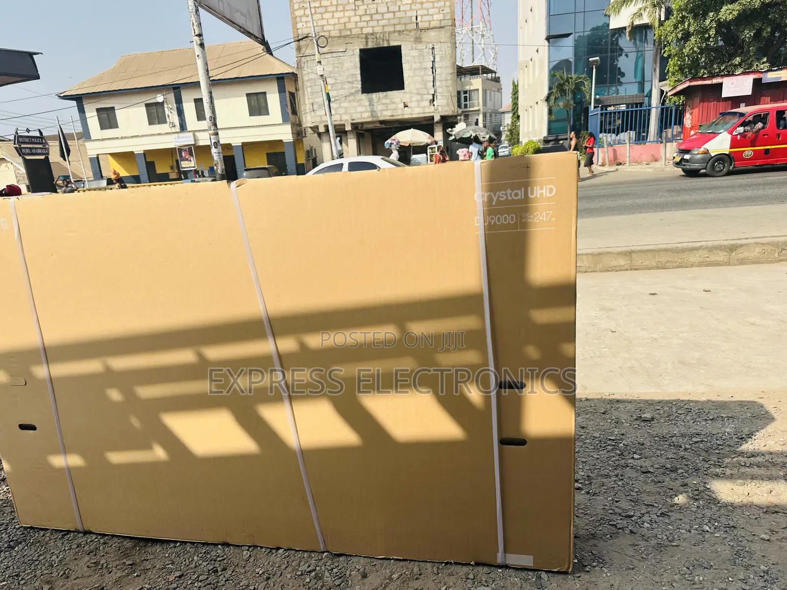 Triluminos Uhd Smart Samsung 98”Du9000