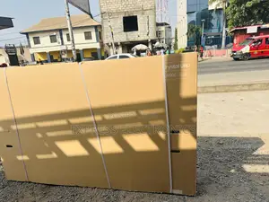 Triluminos Uhd Smart Samsung 98”Du9000