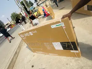 UHD Smart LG 75UR73 Glossy Slim Screen