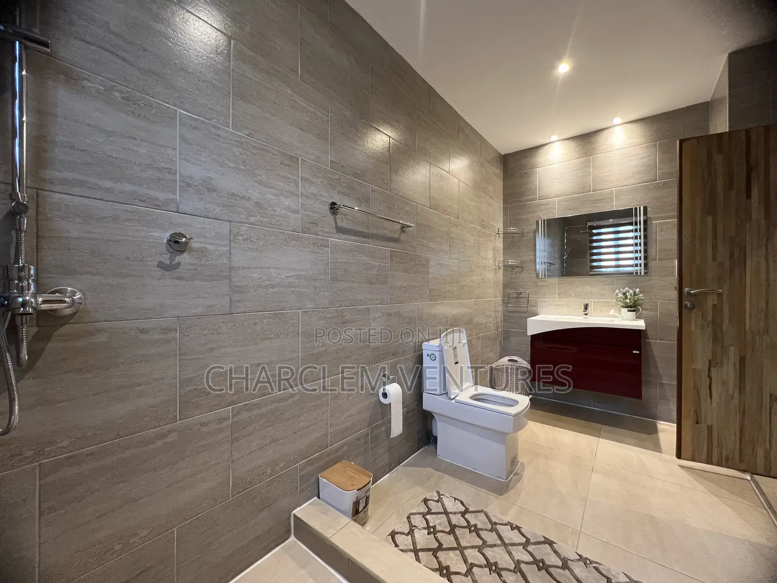 3bdrm Apartment in Charclem Ventures, Accra Metropolitan for sale