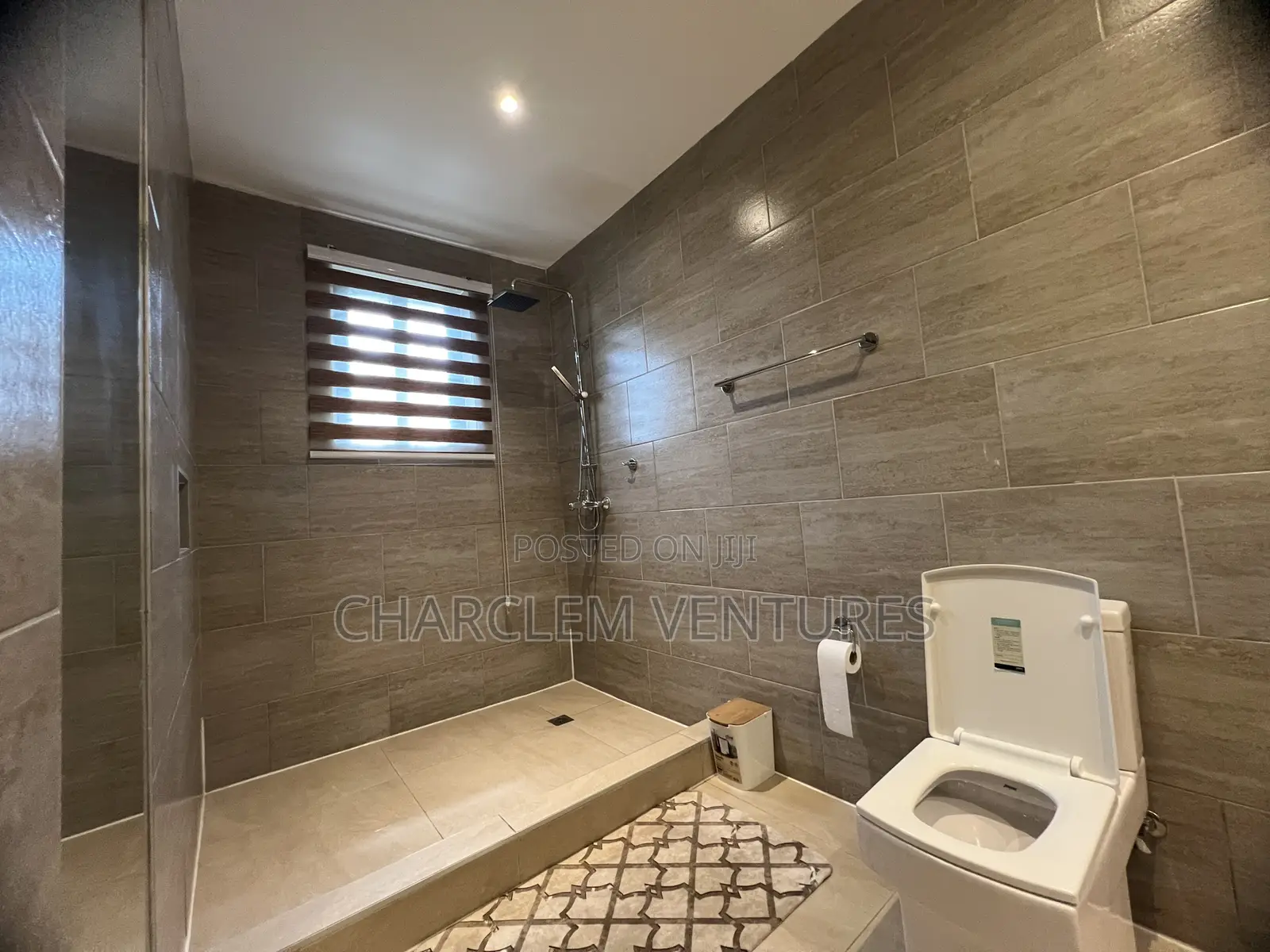 3bdrm Apartment in Charclem Ventures, Accra Metropolitan for sale