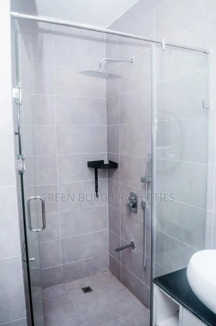 Furnished 1bdrm Apartment in East Legon for sale