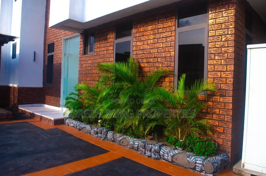 Furnished 1bdrm Apartment in East Legon for sale