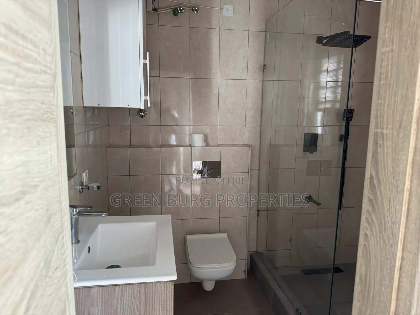 Furnished 3bdrm Apartment in East Legon for rent