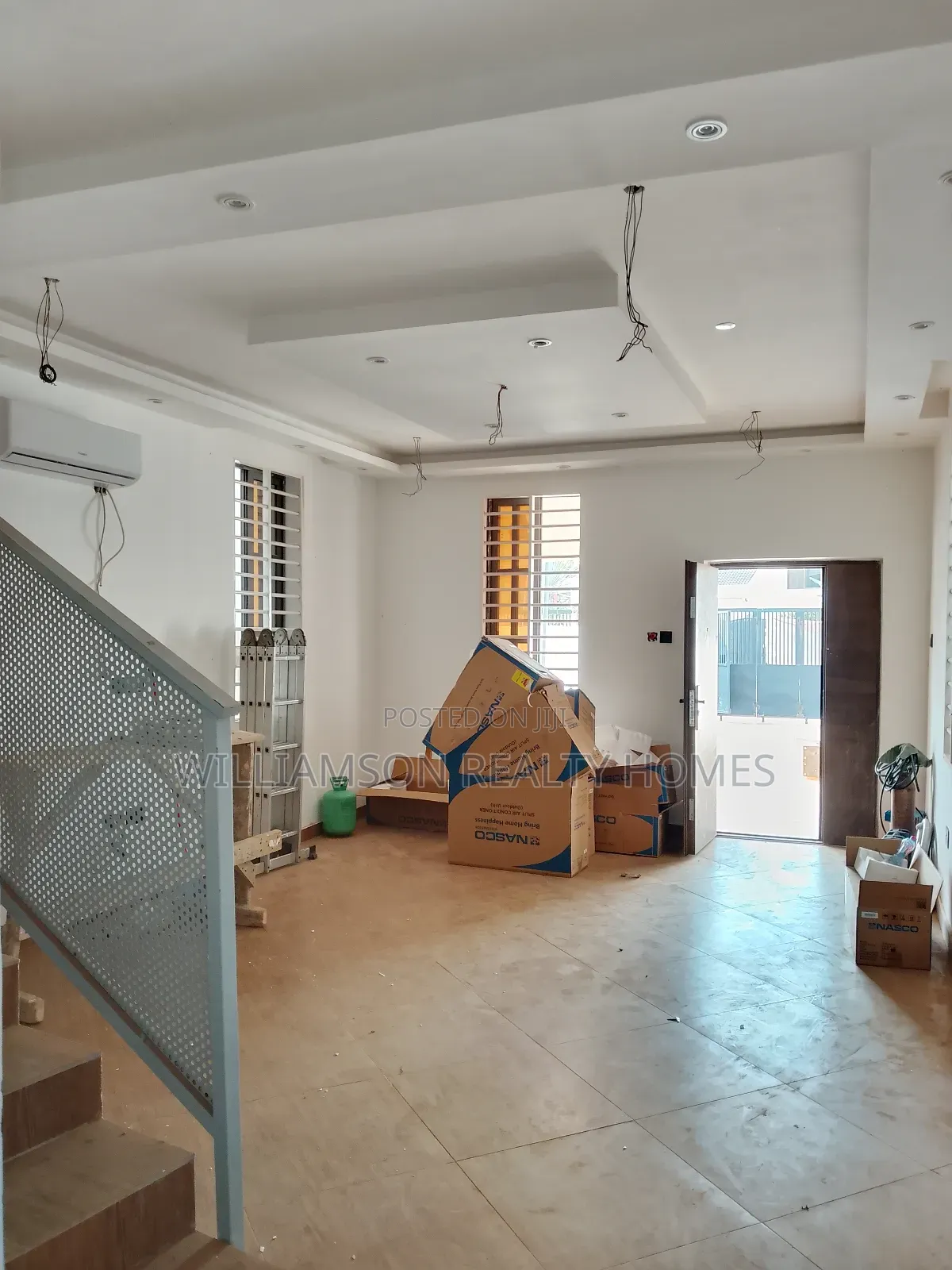 3bdrm House in Community 18 Area, Spintex for rent