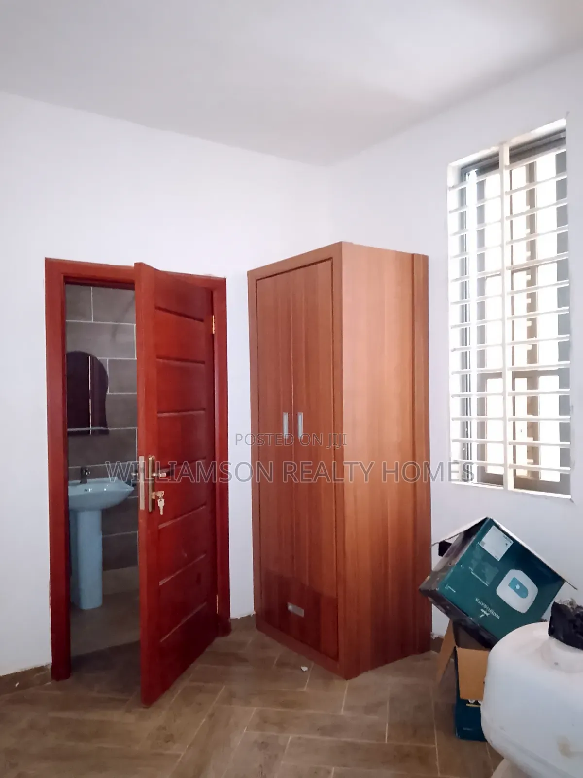 3bdrm House in Community 18 Area, Spintex for rent
