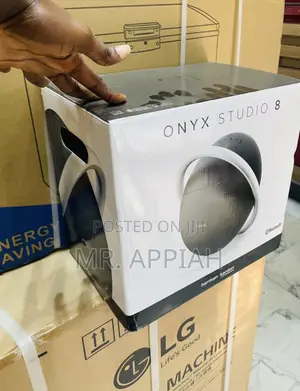 Unleash the Sound on Onyx 8 Wireless Speaker 