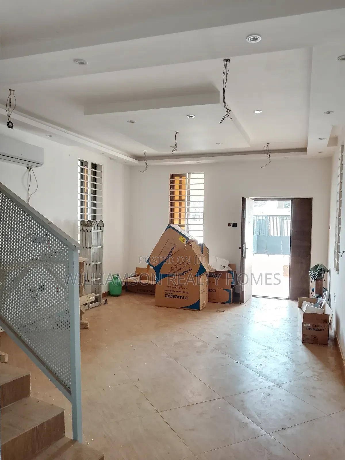 3bdrm House in Community 18 Area, Spintex for rent