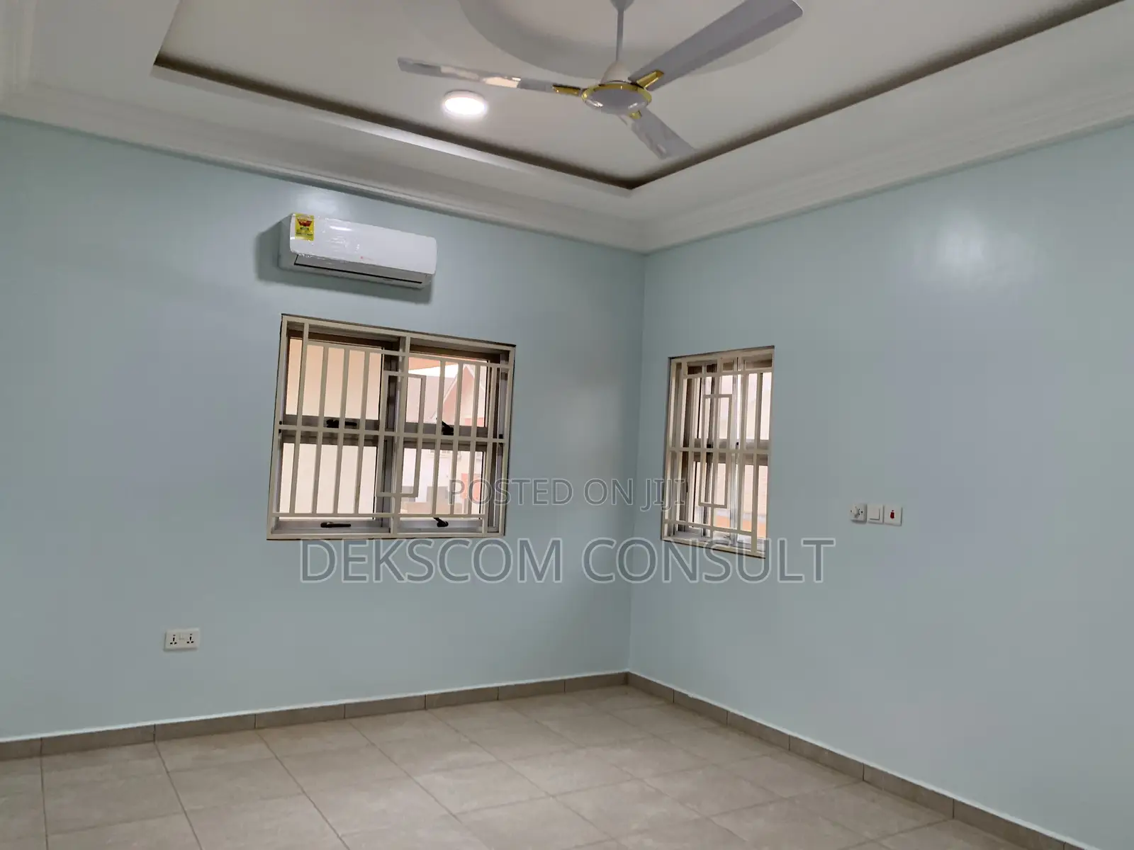 4bdrm House in Oyibi for sale