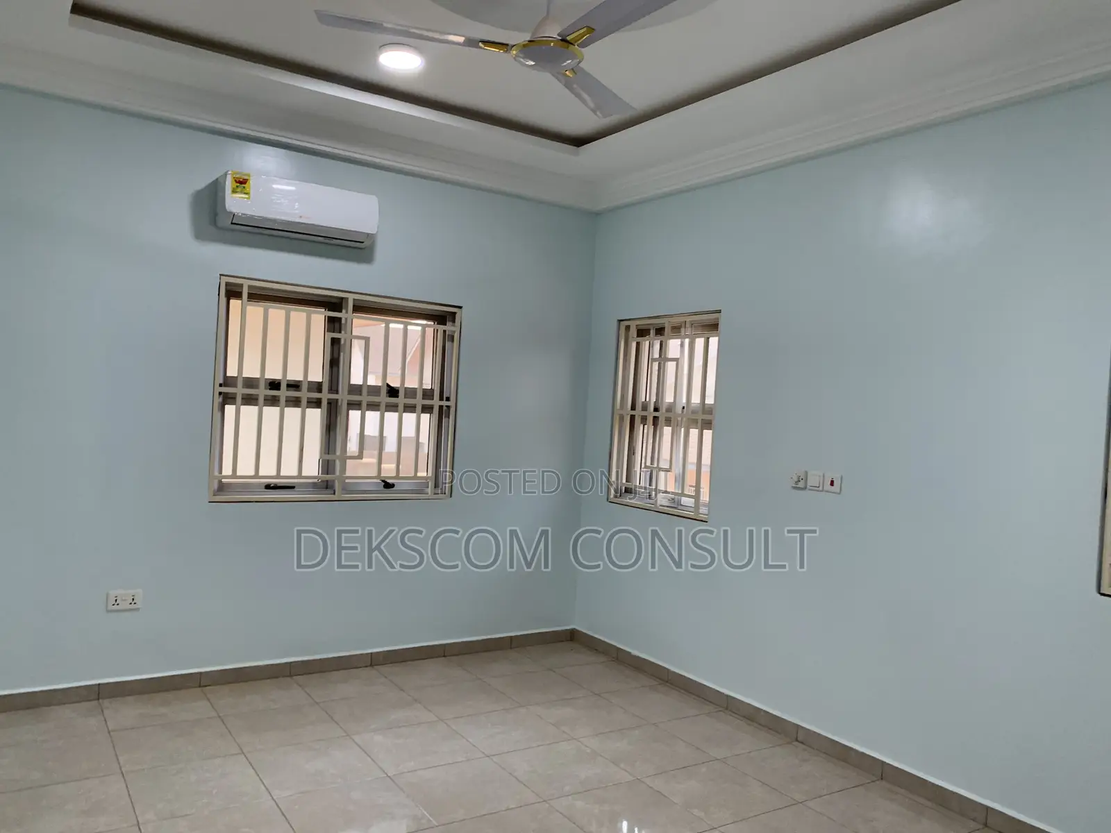 4bdrm House in Oyibi for sale