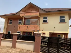 4bdrm House in Oyibi for sale