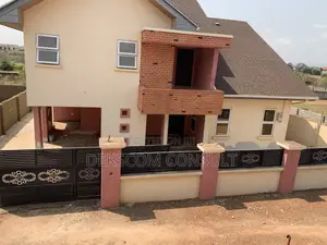 4bdrm House in Oyibi for sale
